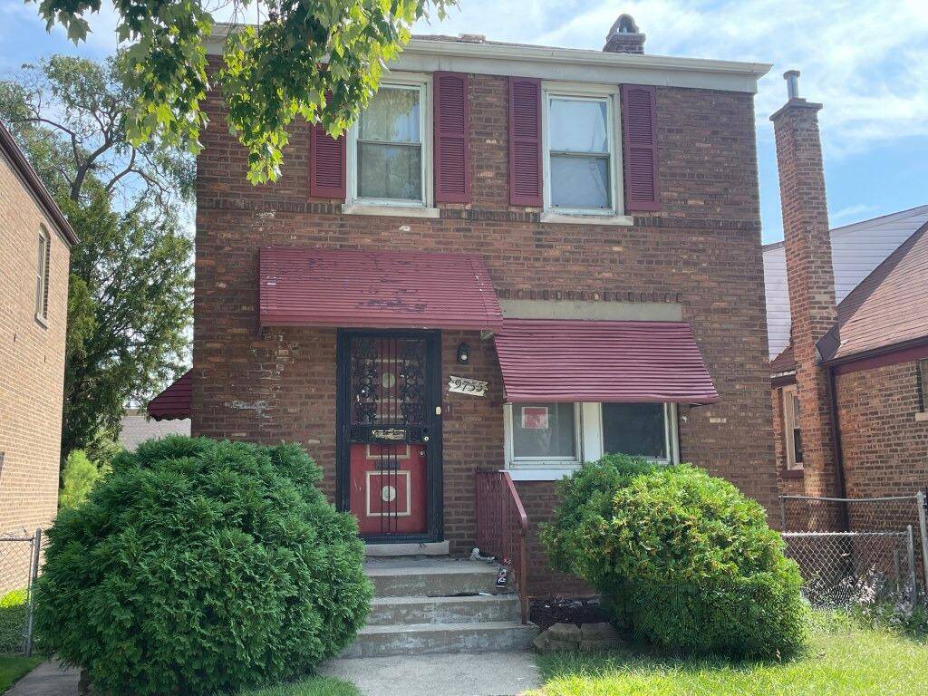 9755 S Dobson AVE, Chicago, IL 60628