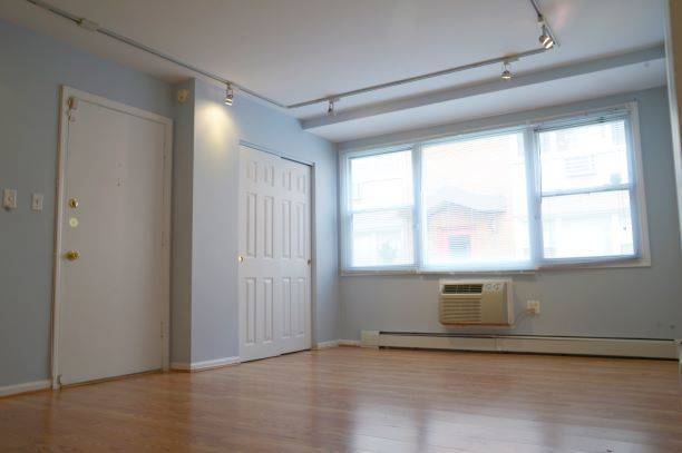 1531 W Sherwin AVE #1S, Chicago, IL 60626