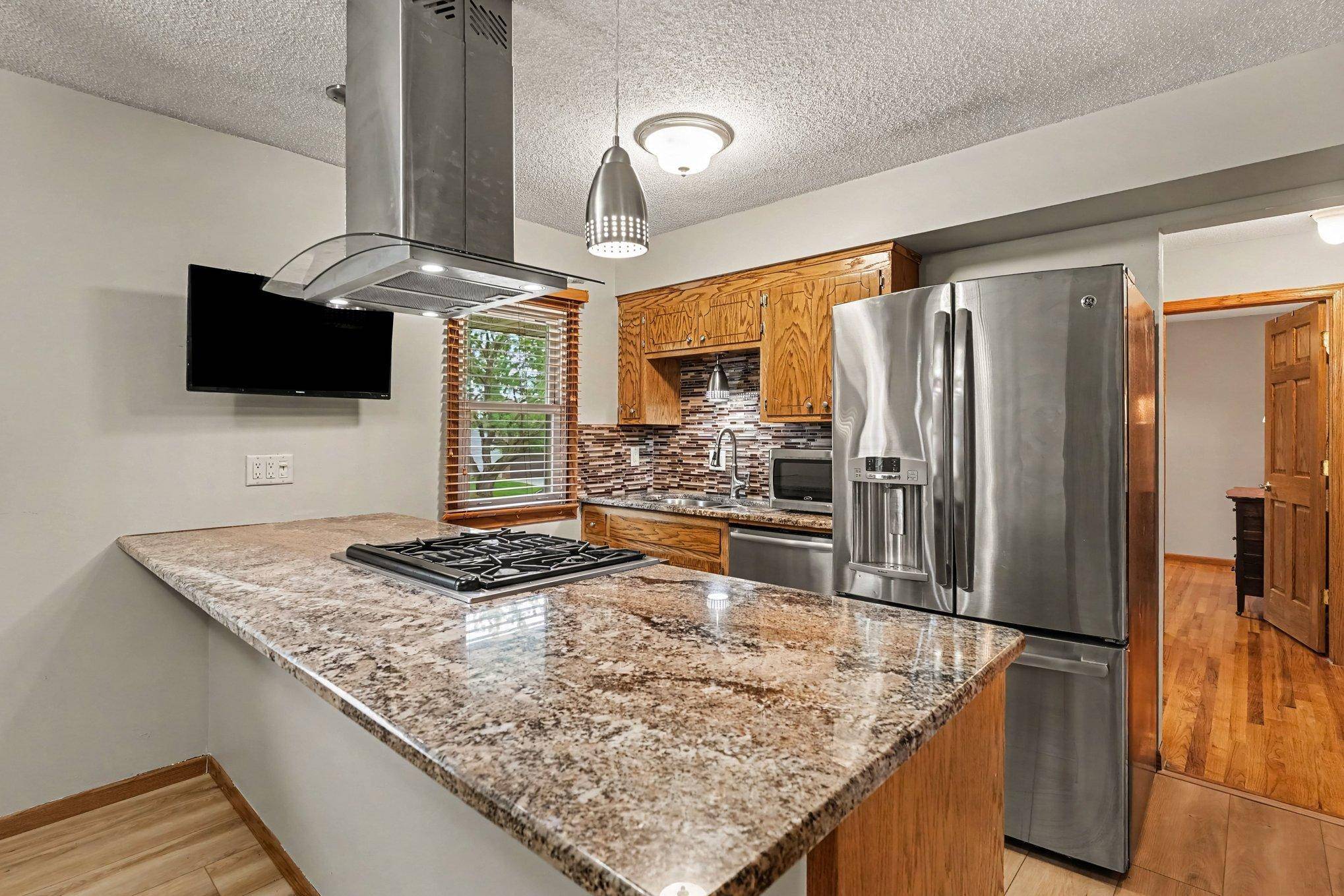 8320 Isle AVE S, Cottage Grove, MN 55016