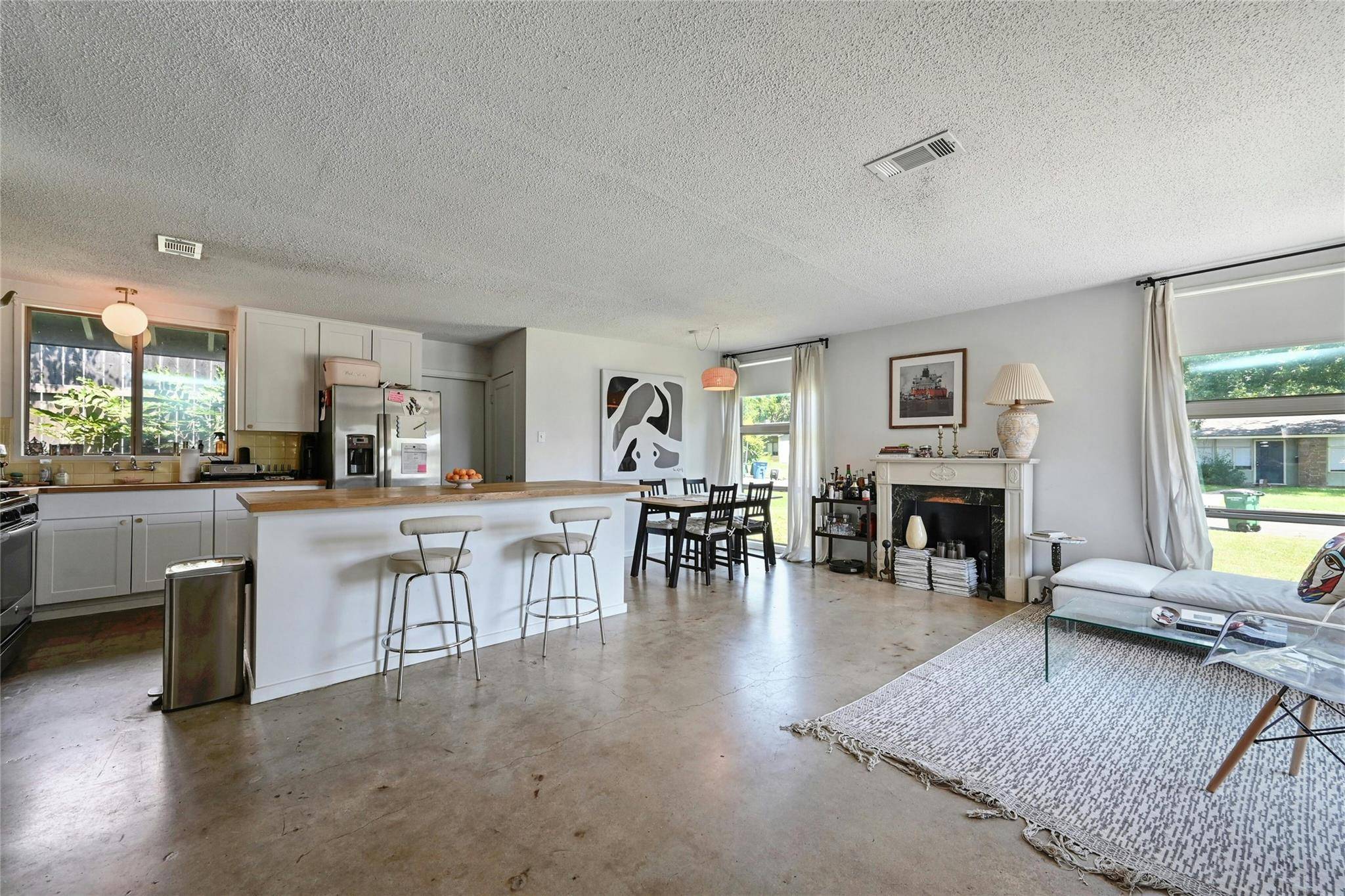 1513 Corona DR, Austin, TX 78723