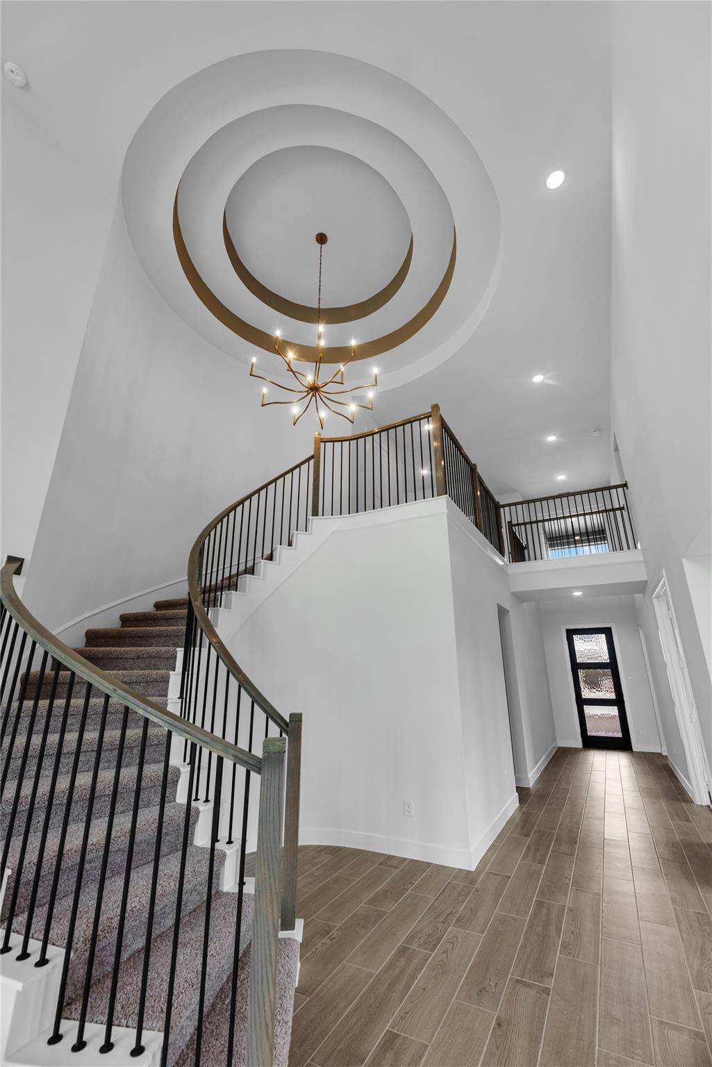 8124 Royal Mint CV, Lago Vista, TX 78645