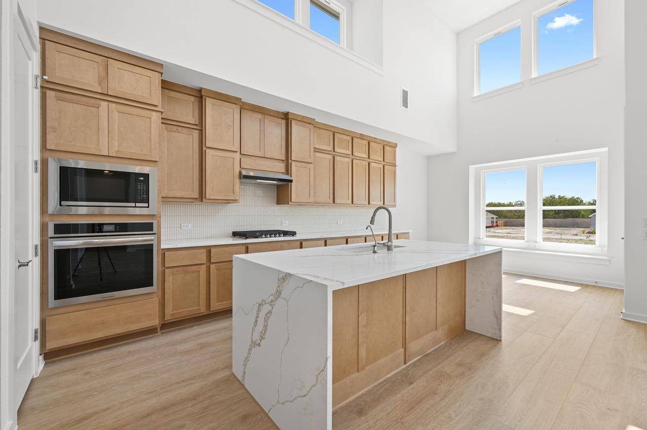 6313 McMurtry ST, Austin, TX 78747