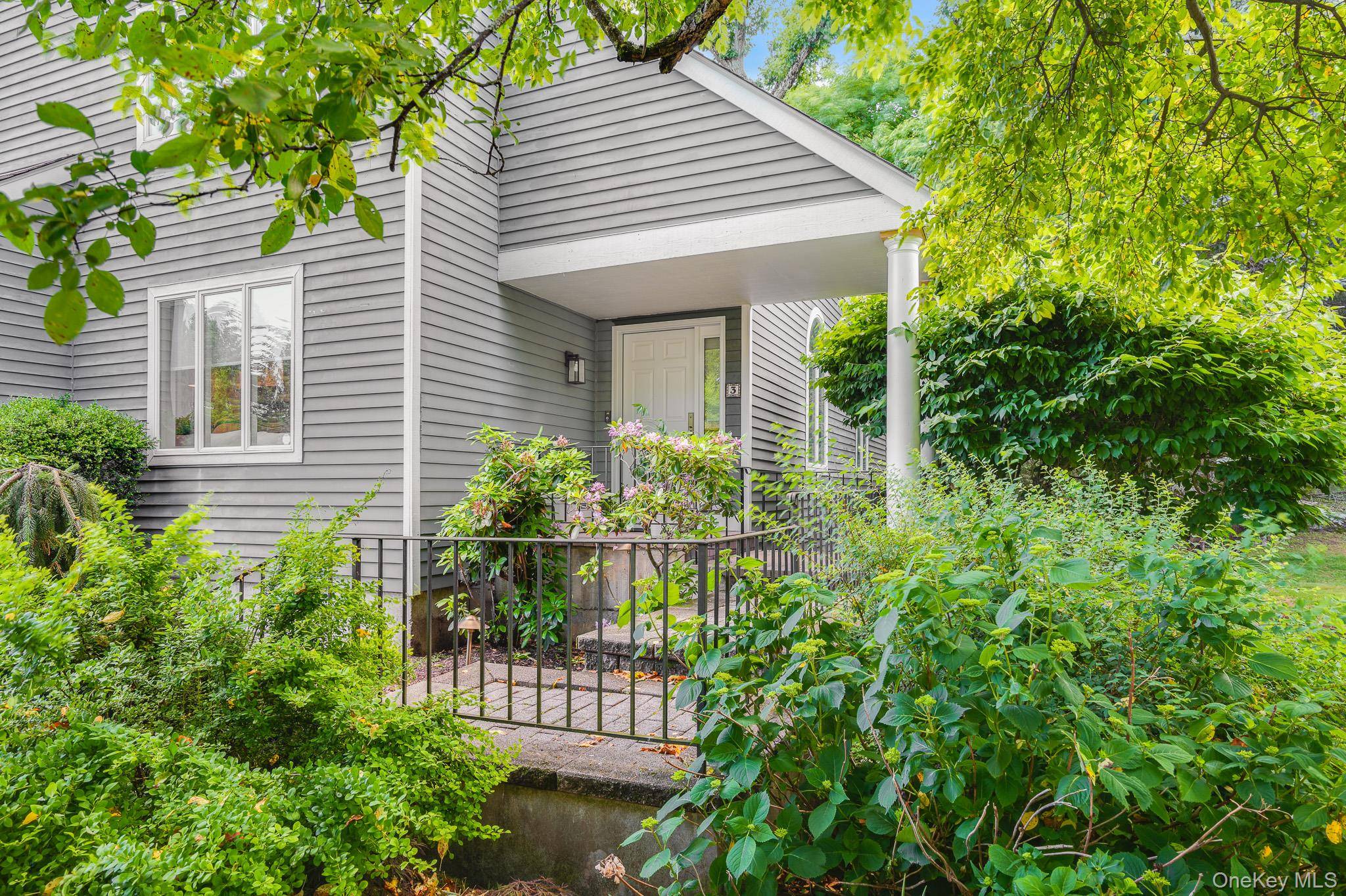 3 Lewiston CT, Briarcliff Manor, NY 10510