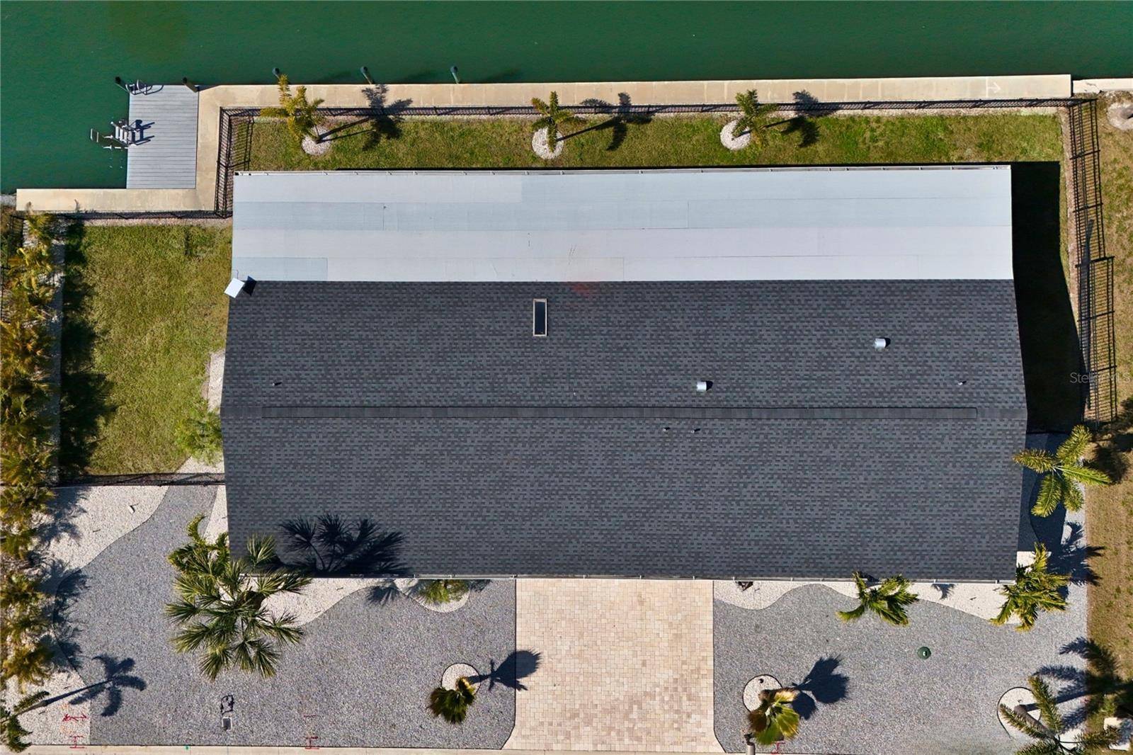 765 SAINT JUDES DR N, Longboat Key, FL 34228