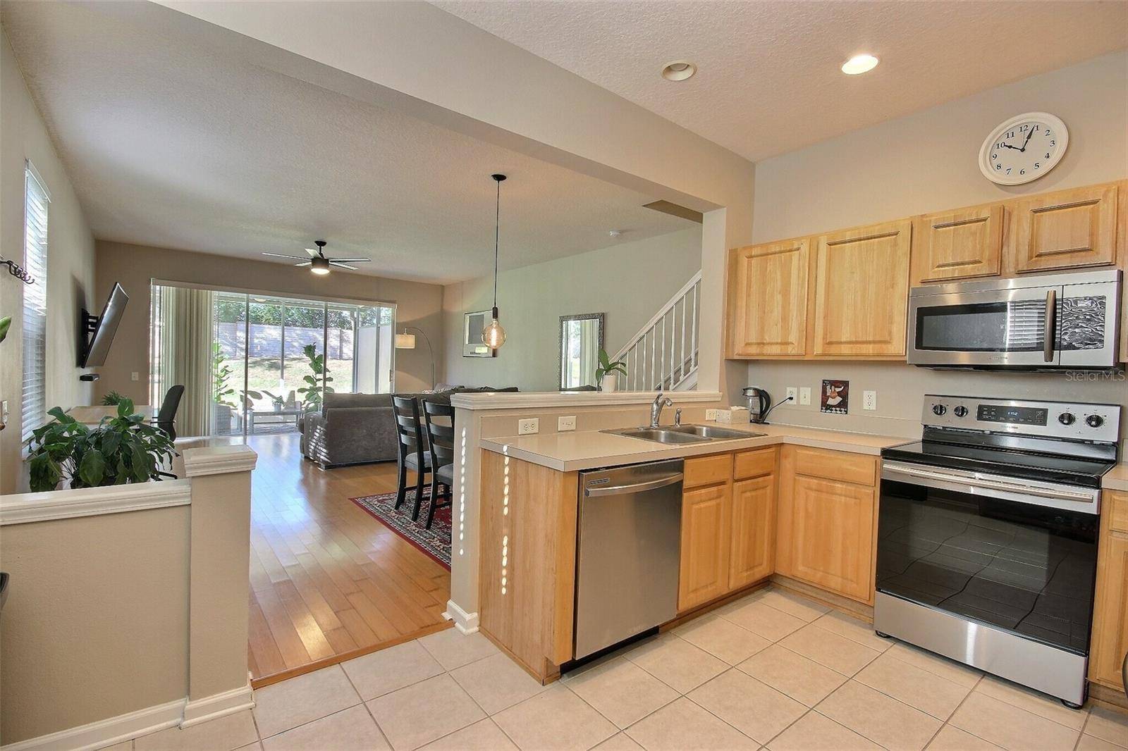 8238 72ND ST E, Bradenton, FL 34201
