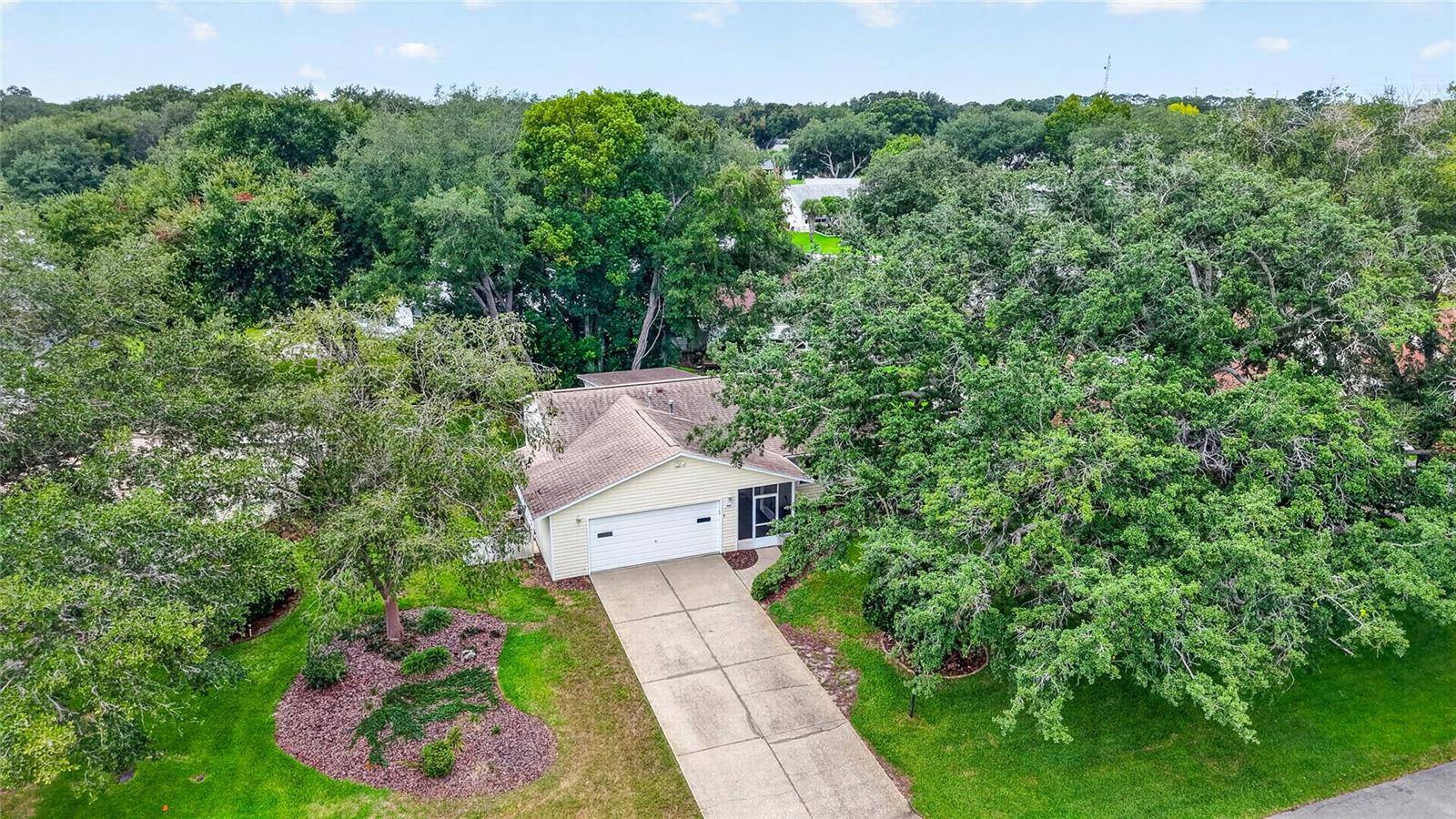 822 DUNDEE CIR, Leesburg, FL 34788