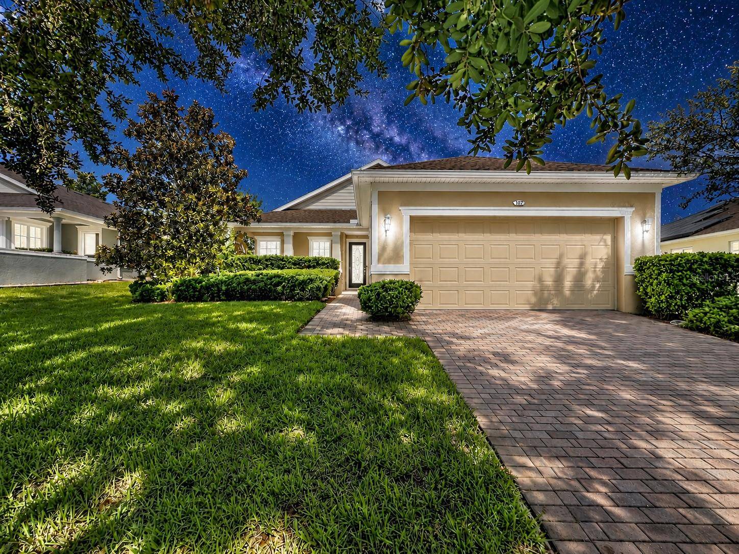 107 FALLING ACORN AVE, Groveland, FL 34736