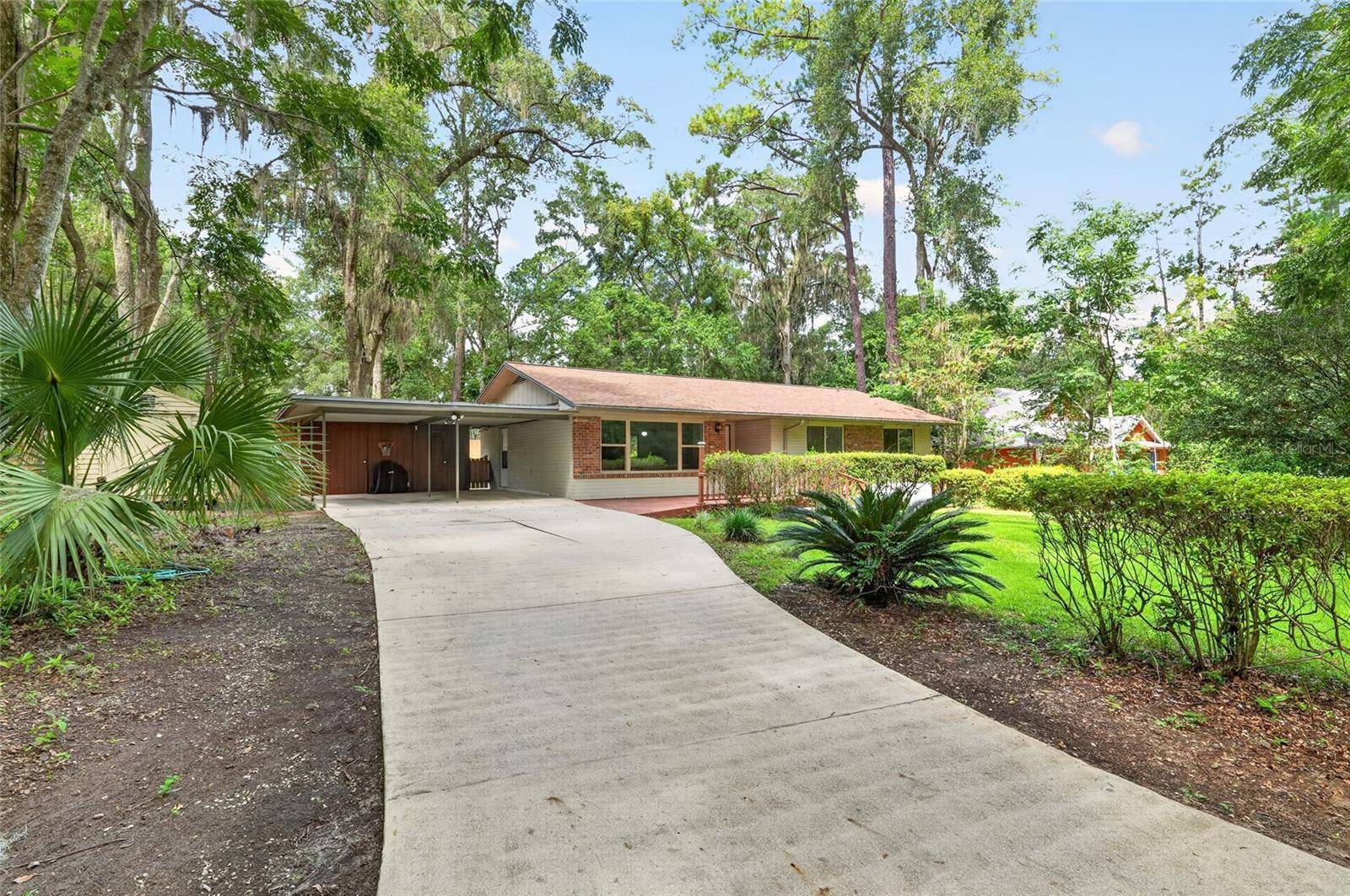 810 NW 19TH TER, Gainesville, FL 32603