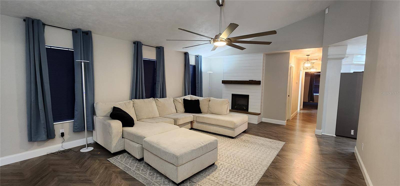 25335 SW 17TH AVE, Newberry, FL 32669
