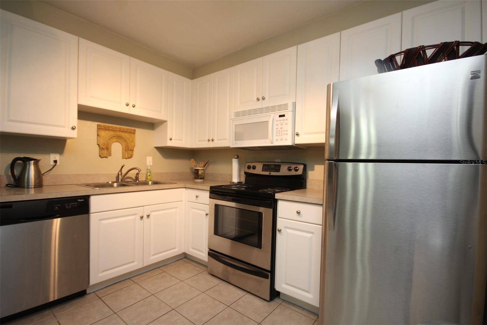 501 SW 75TH ST #B-12, Gainesville, FL 32607