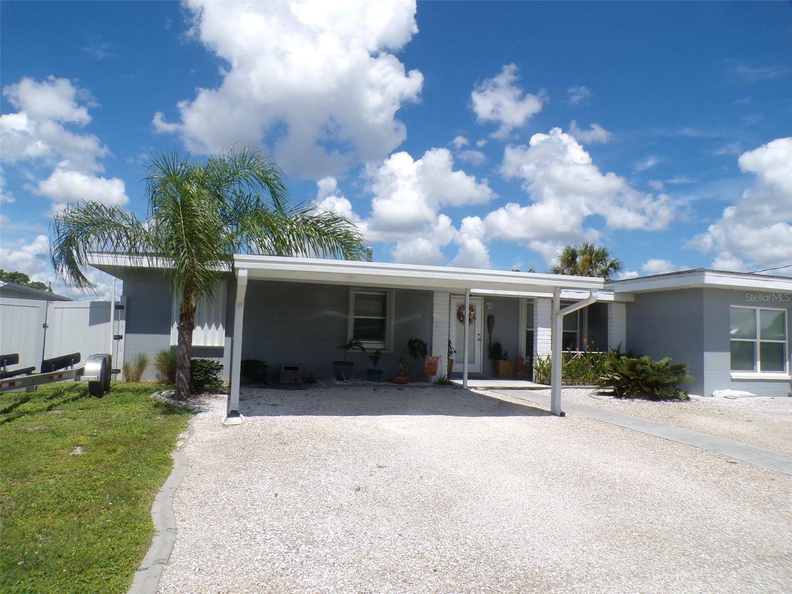 861 CONREID DR NE, Port Charlotte, FL 33952