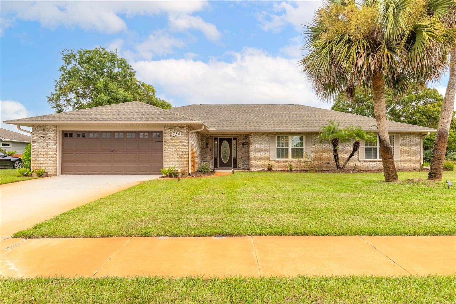 754 PELICAN BAY DR, Daytona Beach, FL 32119