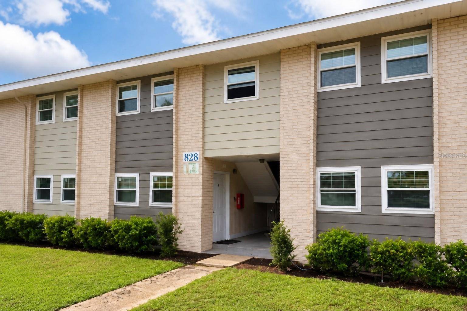 828 SKY LAKE CIR #B, Orlando, FL 32809