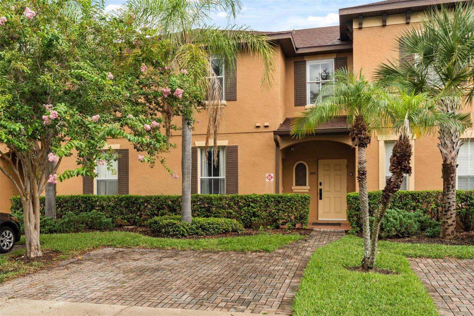 550 CALABRIA AVE, Davenport, FL 33897