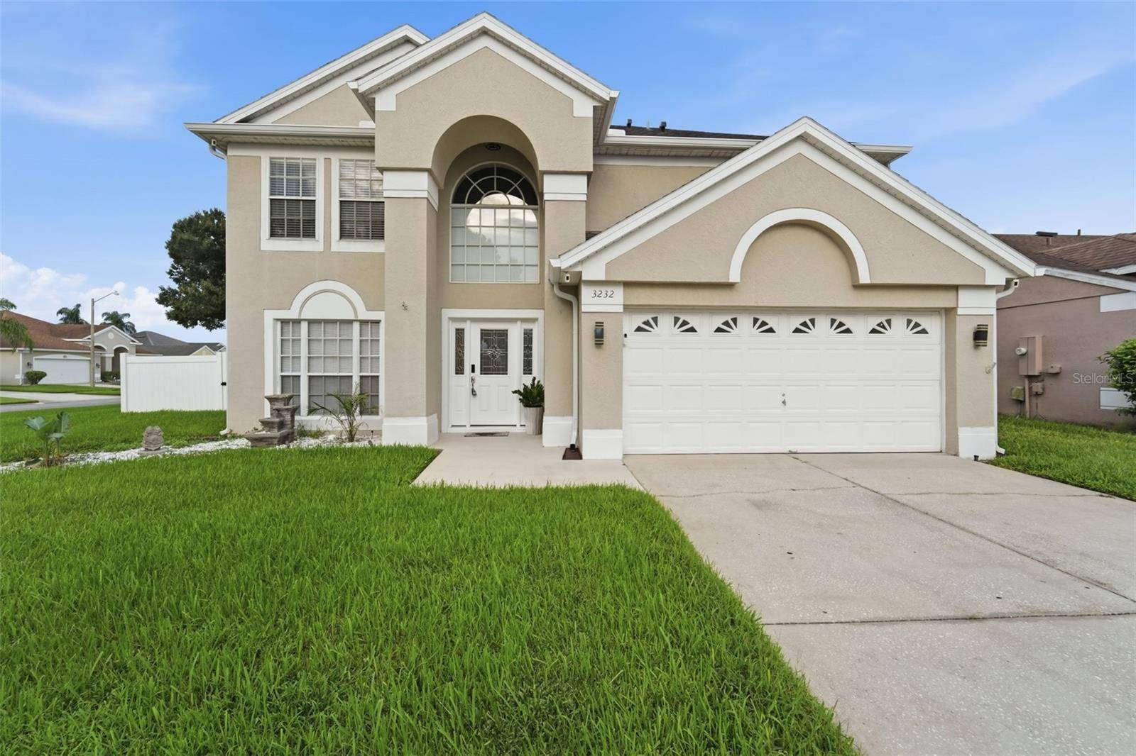 3232 HERONS POINT CIR, Kissimmee, FL 34741