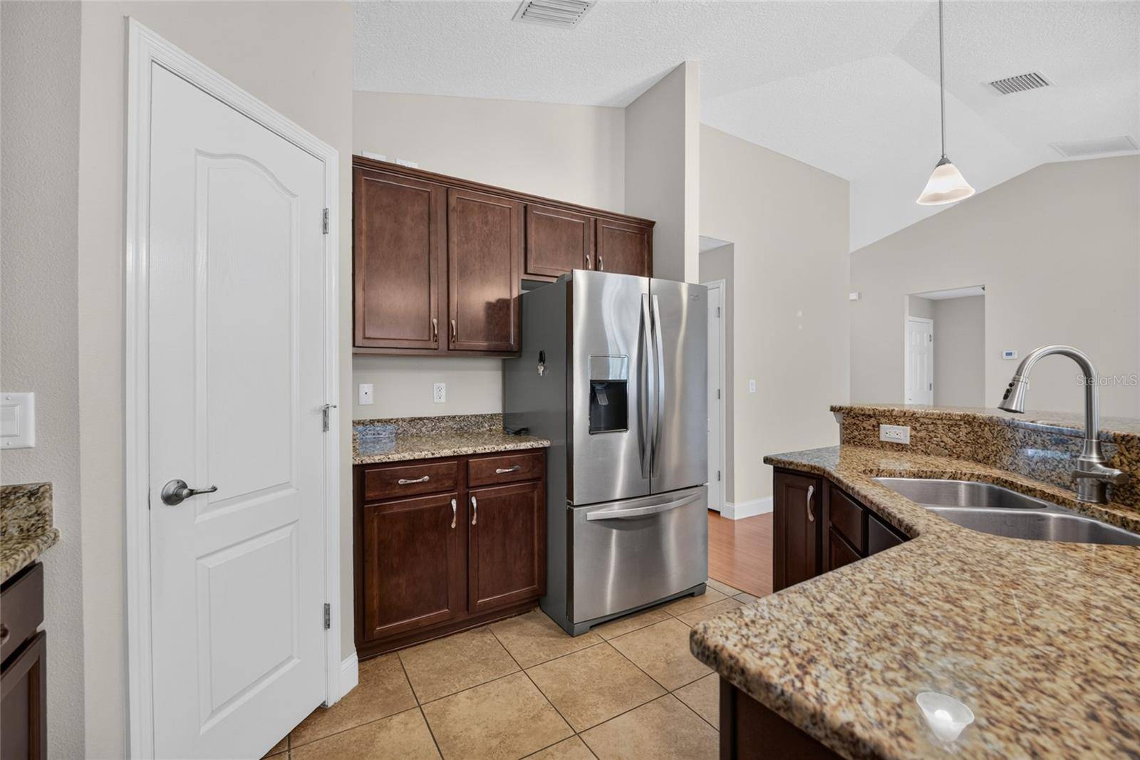 9906 SW 55TH AVENUE RD, Ocala, FL 34476