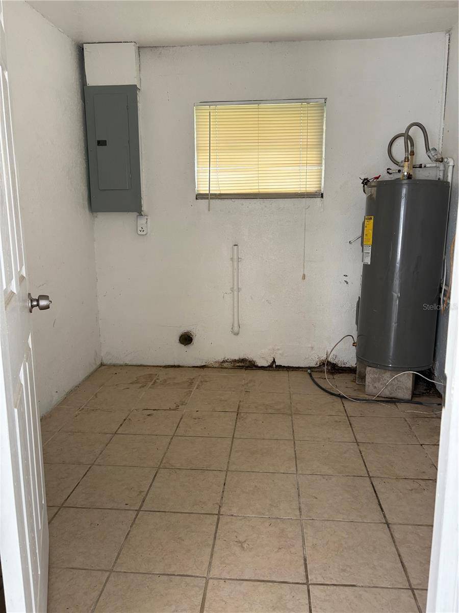 465 AUSTIN ST, Lake Wales, FL 33853