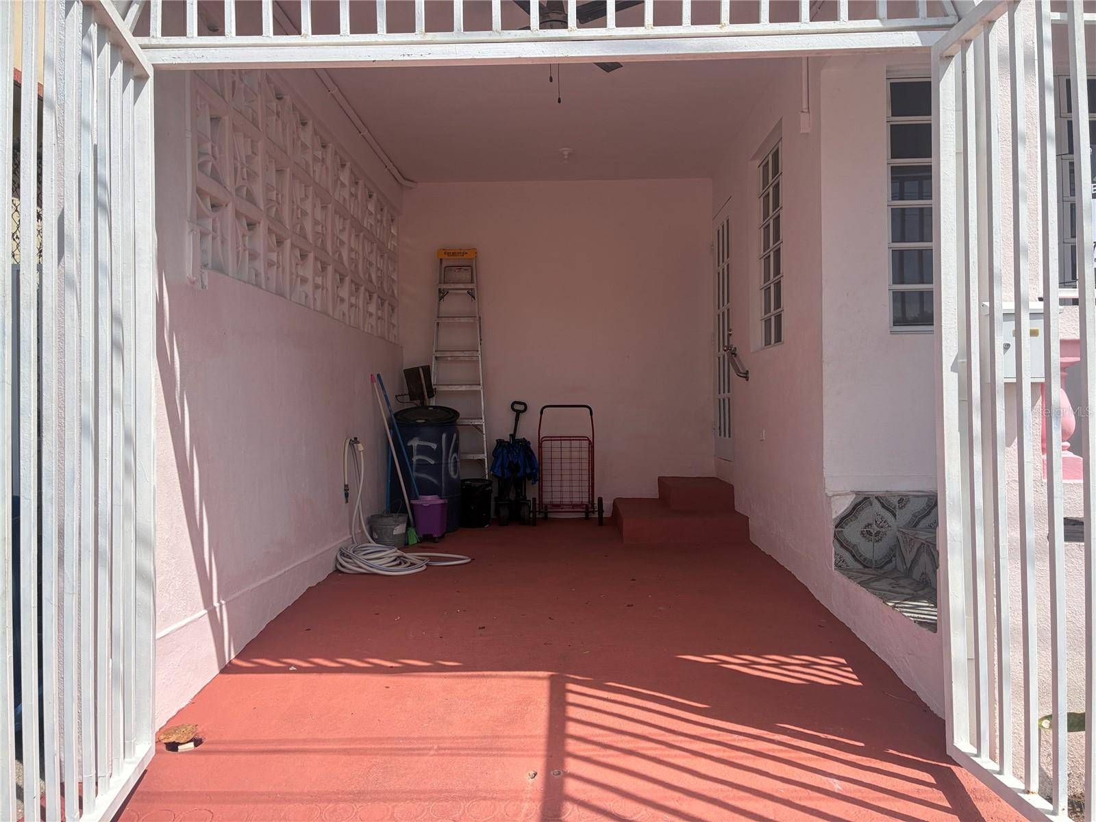 R-4 CASA DE ROSA, Vieques, PR 00765