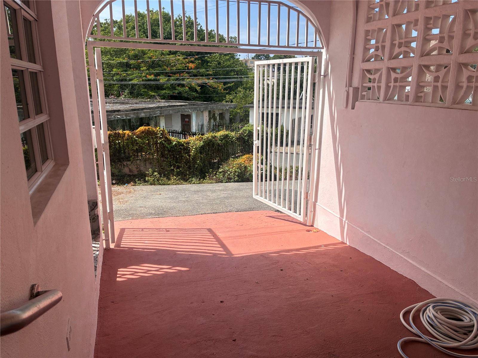 R-4 CASA DE ROSA, Vieques, PR 00765
