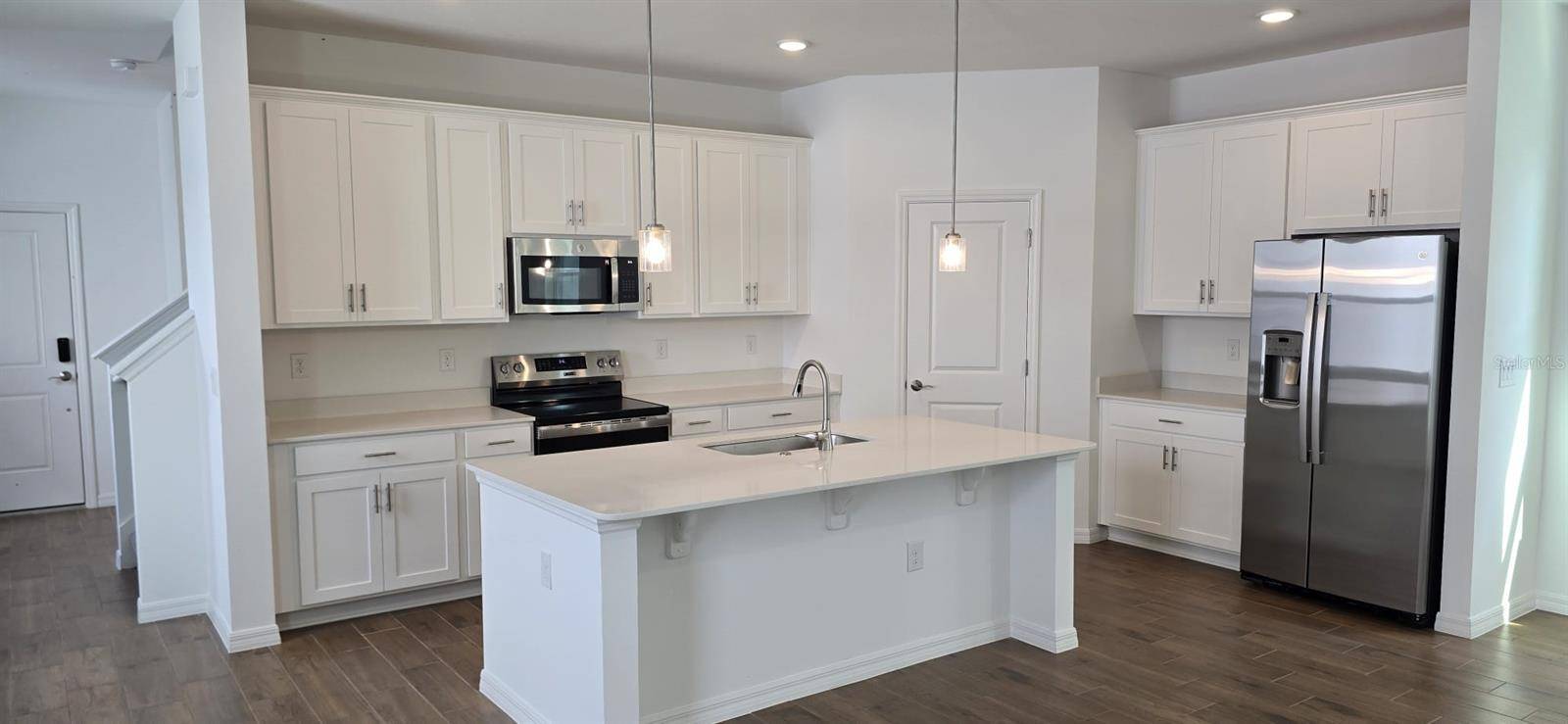 1828 SHADOW BOX BND, St Cloud, FL 34771