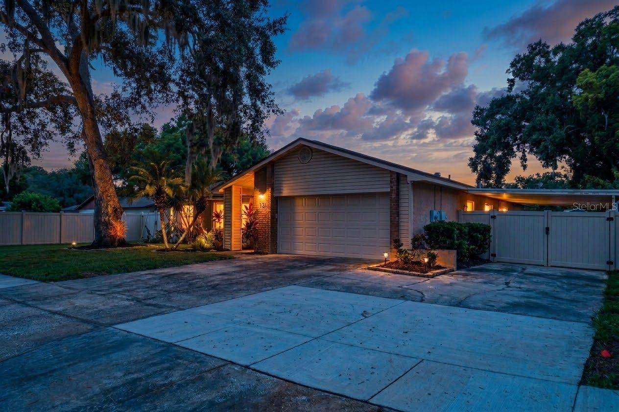 613 PINE FOREST DR, Brandon, FL 33511
