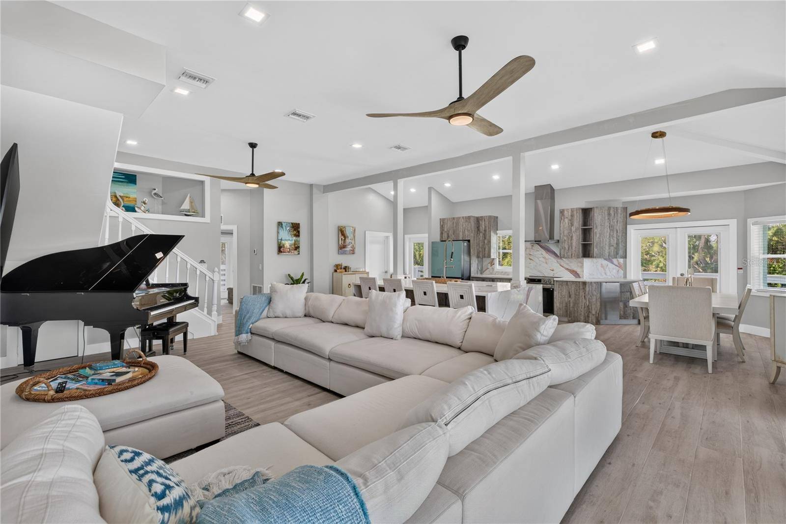 10440 YACHT BASIN DR, Placida, FL 33946