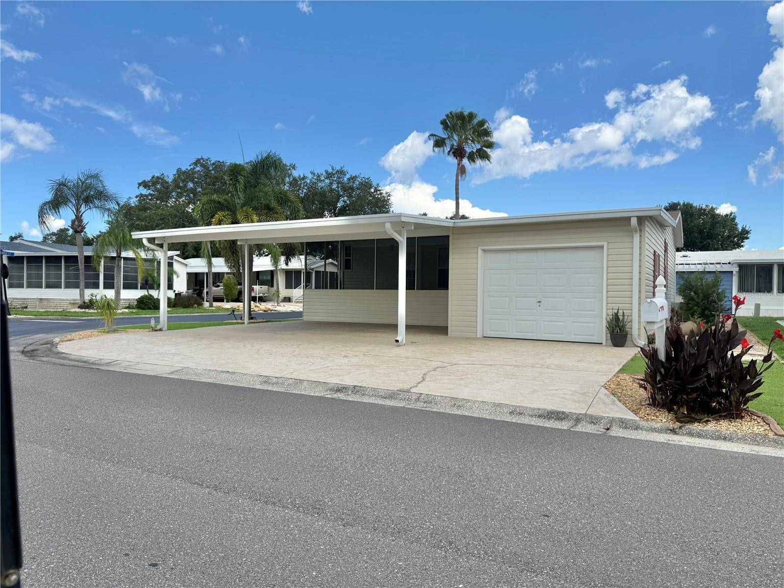 225 S PORT ROYAL LN, Apollo Beach, FL 33572