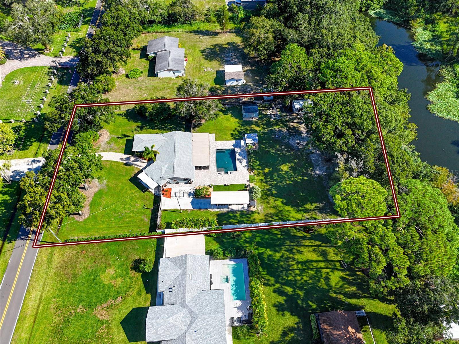 7913 BEASLEY RD, Tampa, FL 33615