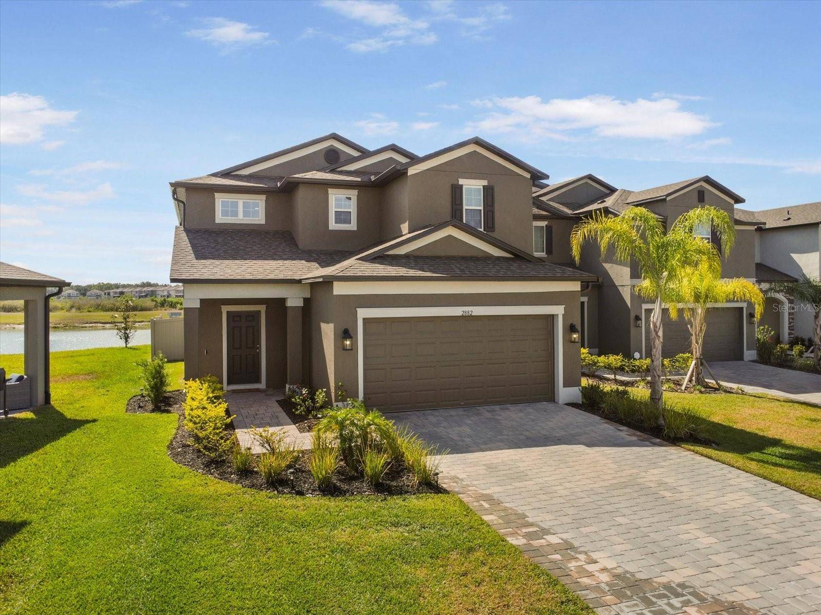 2882 AUTUMN ROCK DR, Zephyrhills, FL 33540