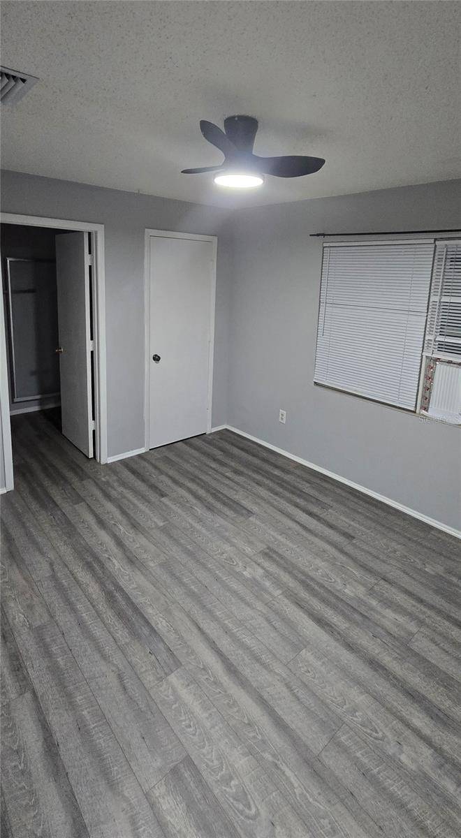 13929 VILLAGE VIEW DR, Tampa, FL 33624