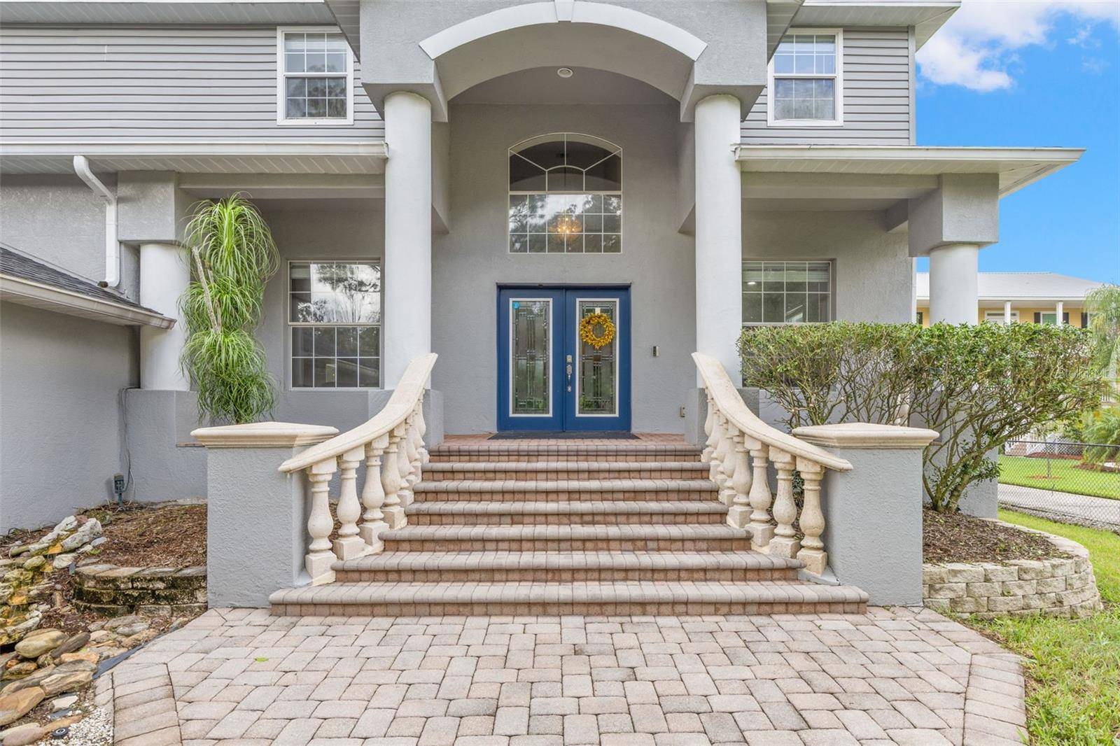 9240 SAN MARTIN BLVD NE, St Petersburg, FL 33702