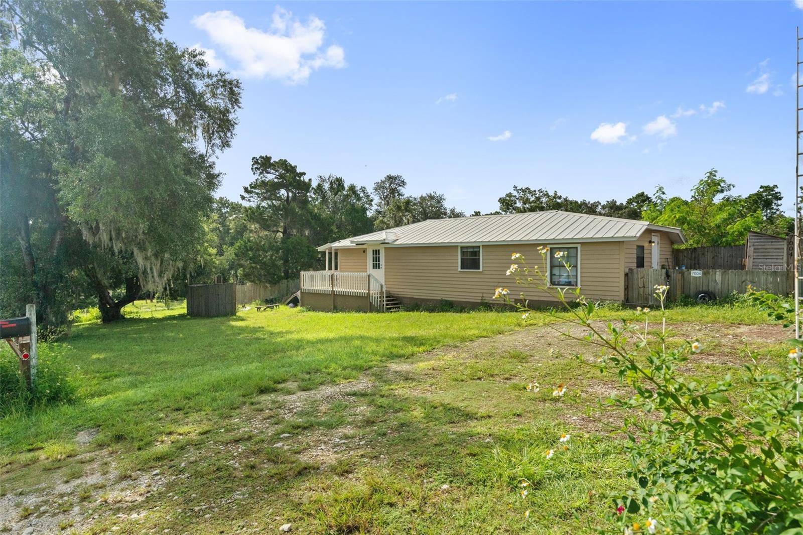 7004 E HIDDEN CT, Floral City, FL 34436