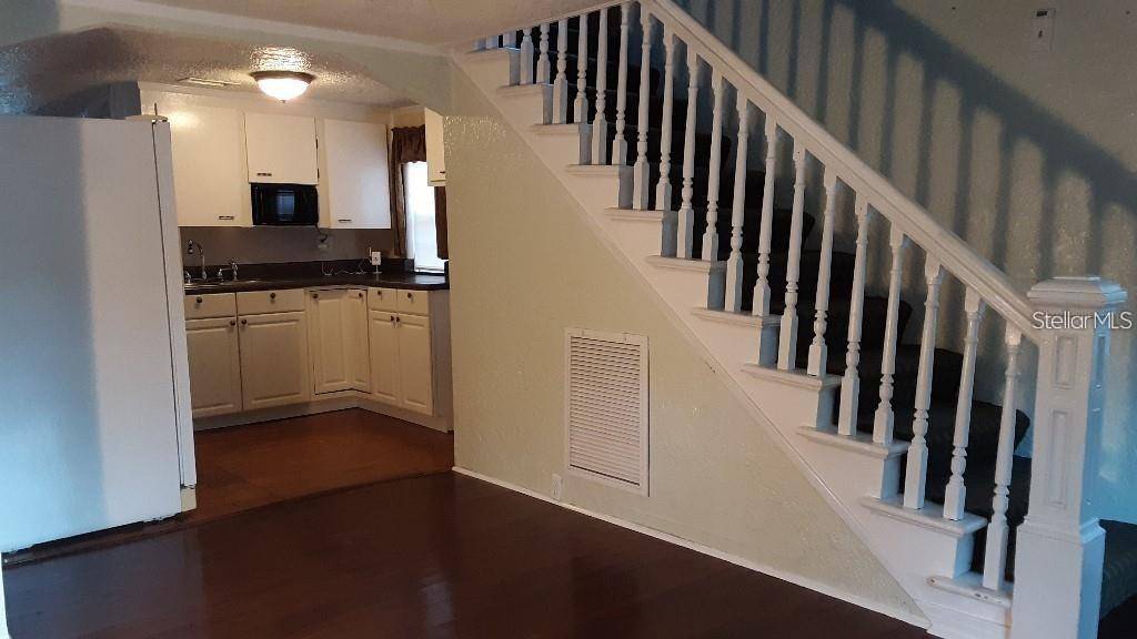 1714 E MULBERRY DR, Tampa, FL 33604