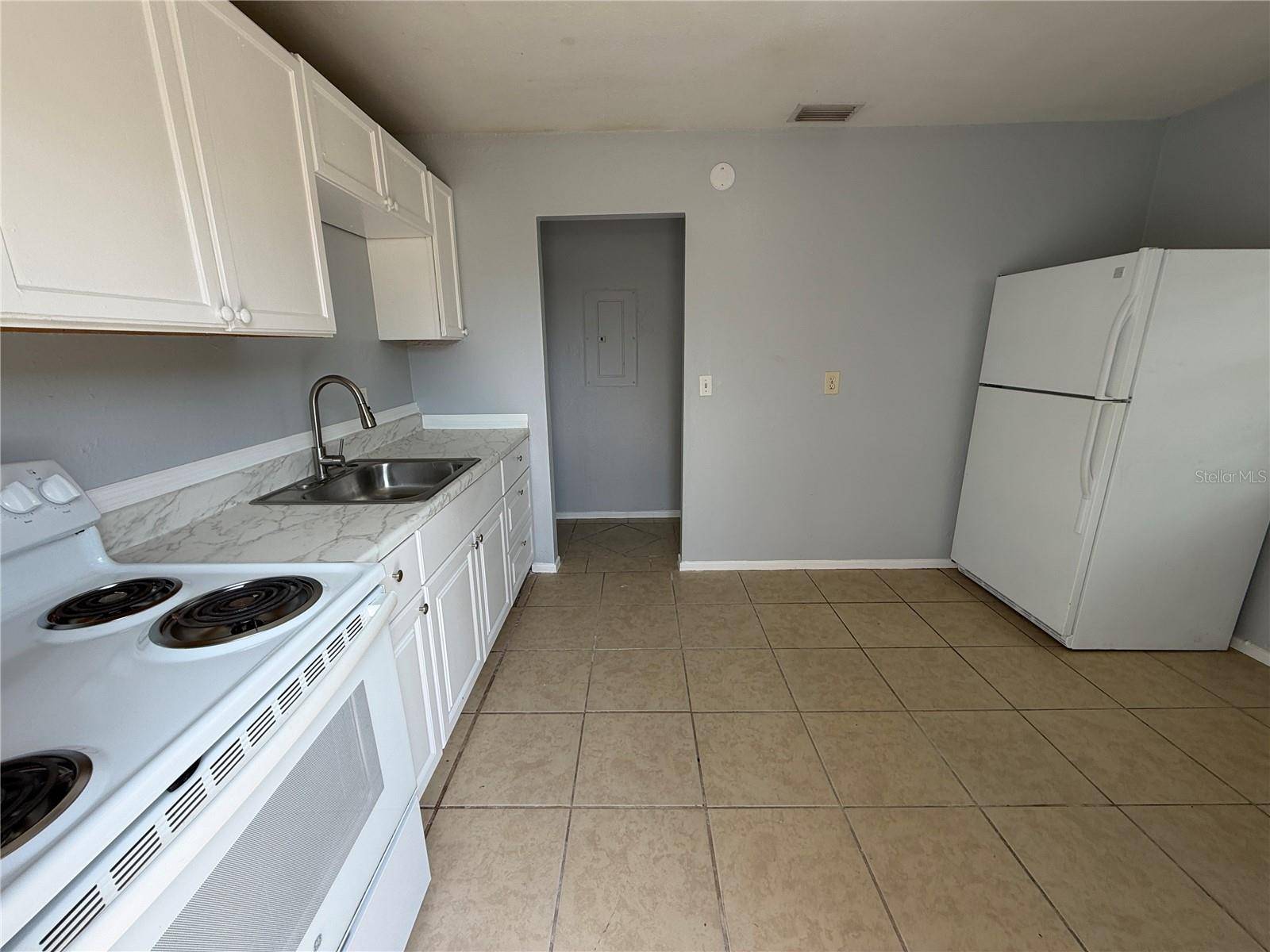 619 AVENUE S NE, Winter Haven, FL 33881