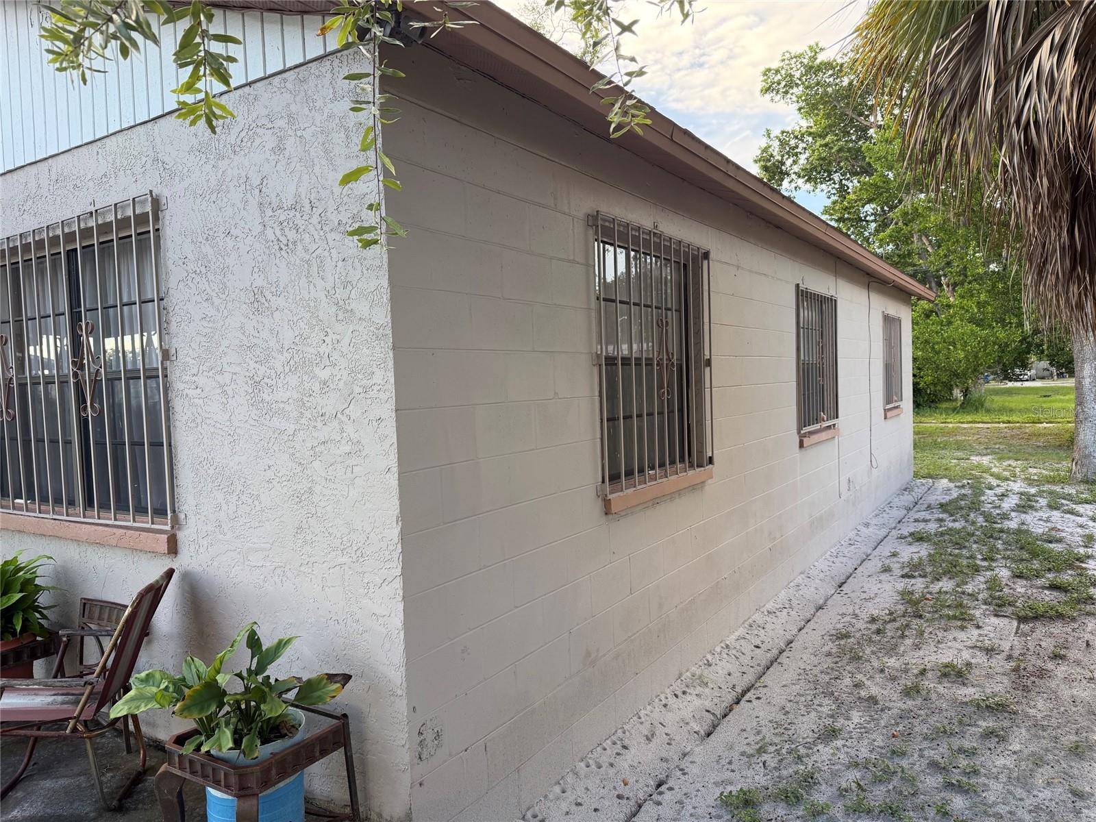 4710 8TH AVE S, St Petersburg, FL 33711