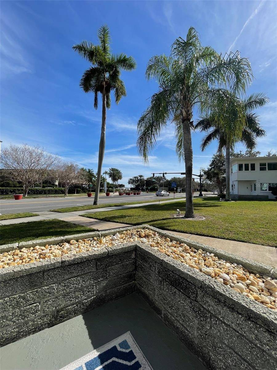 499 1ST ST S #202, St Petersburg, FL 33701