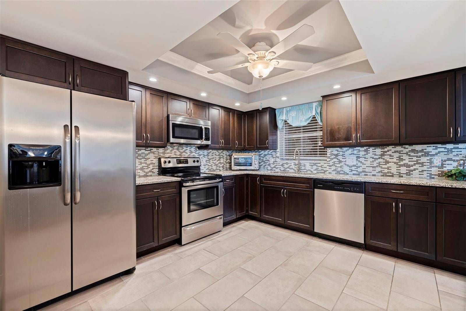 5200 BRITTANY DR S #1701, St Petersburg, FL 33715
