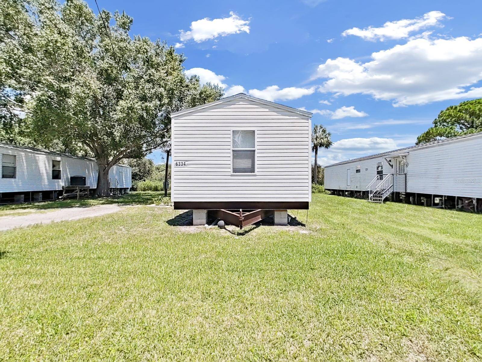 6334 EUGENE ACRES LN, Gibsonton, FL 33534