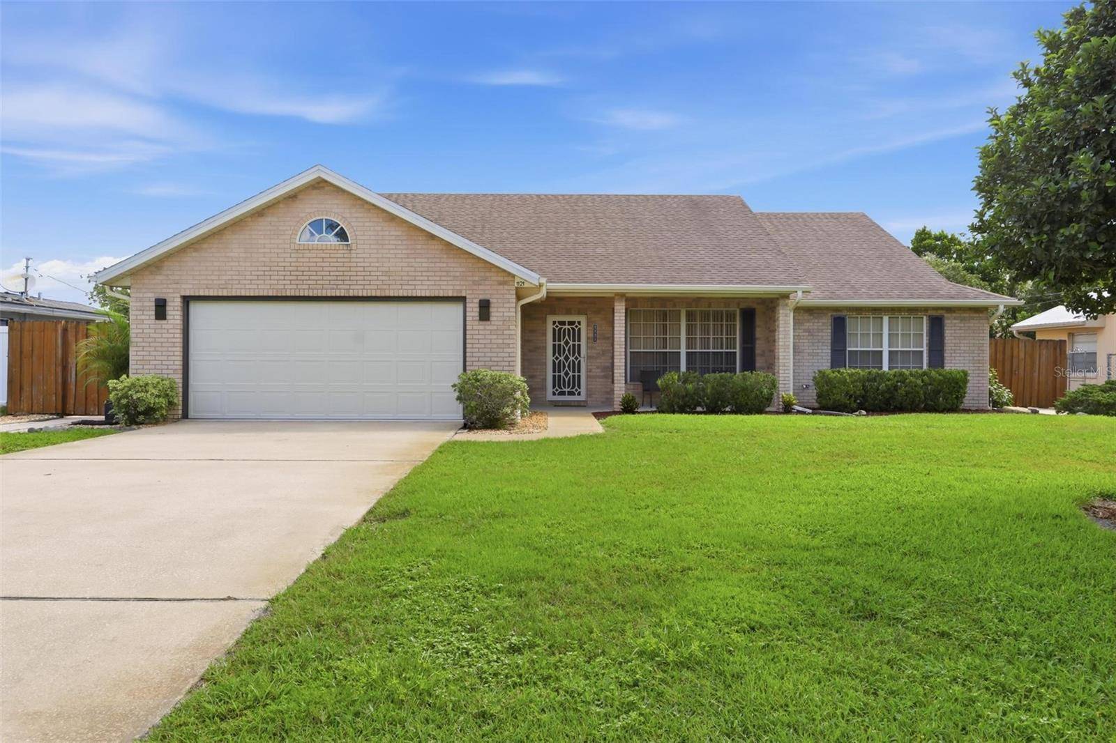 1121 GLENDALE AVE, Deltona, FL 32725