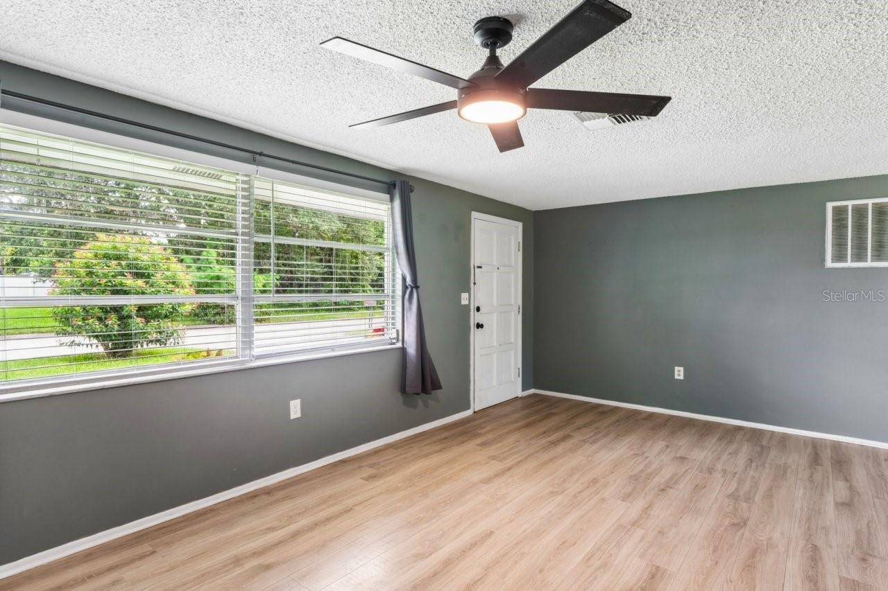 15915 VILLA DR, Hudson, FL 34667