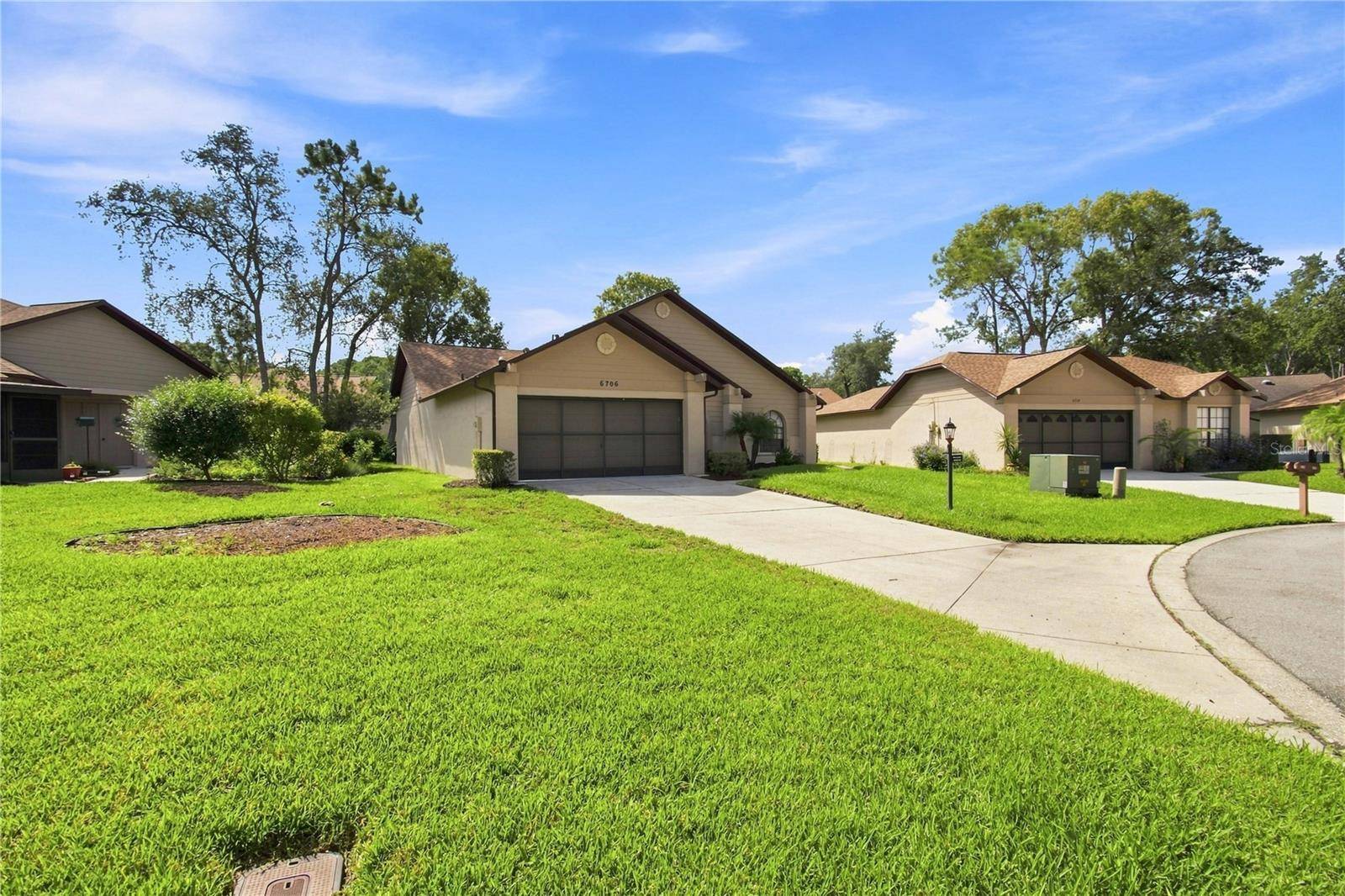 6706 OAK CLUSTER CIR, Spring Hill, FL 34606