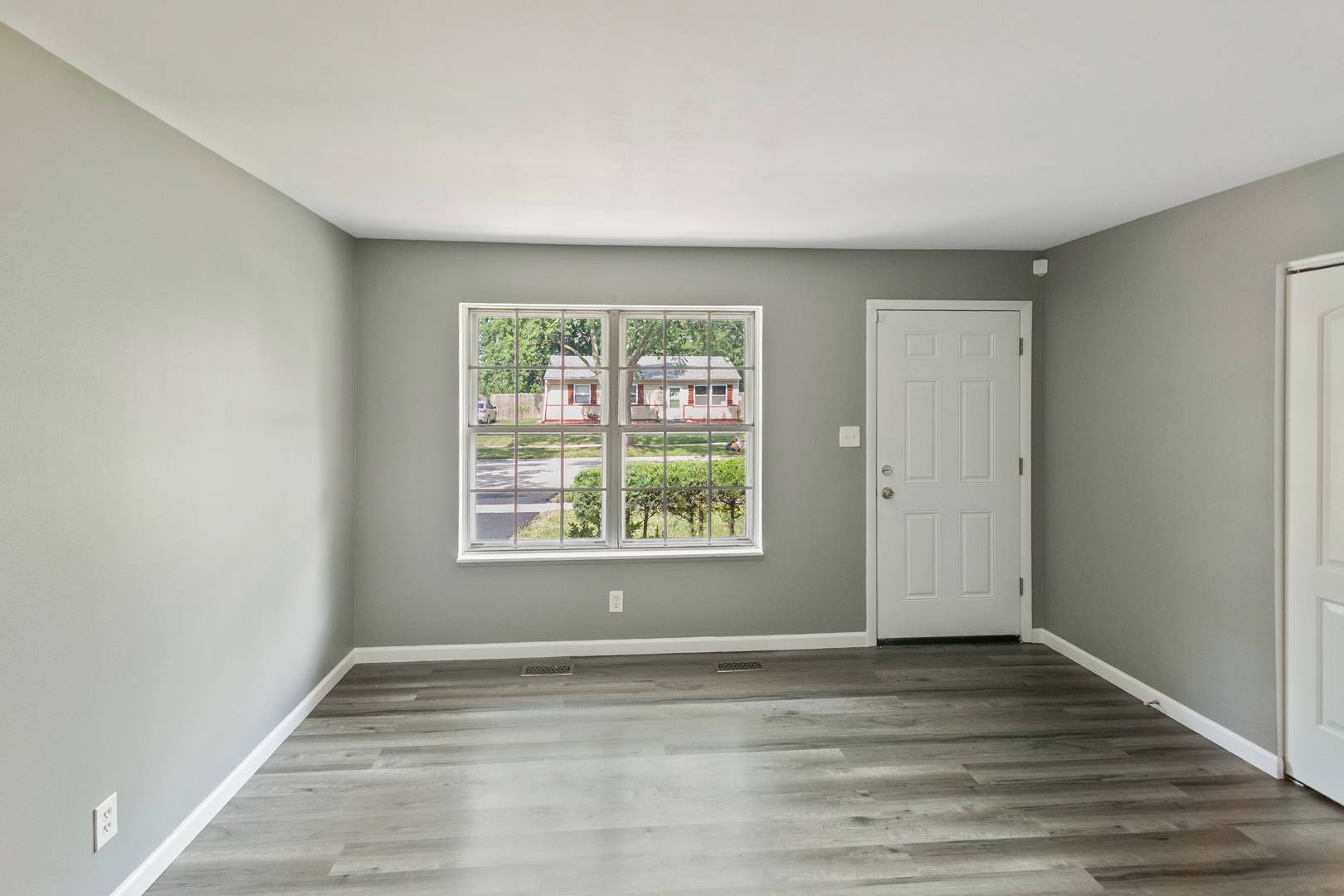 164 Galewood DR, Bolingbrook, IL 60440