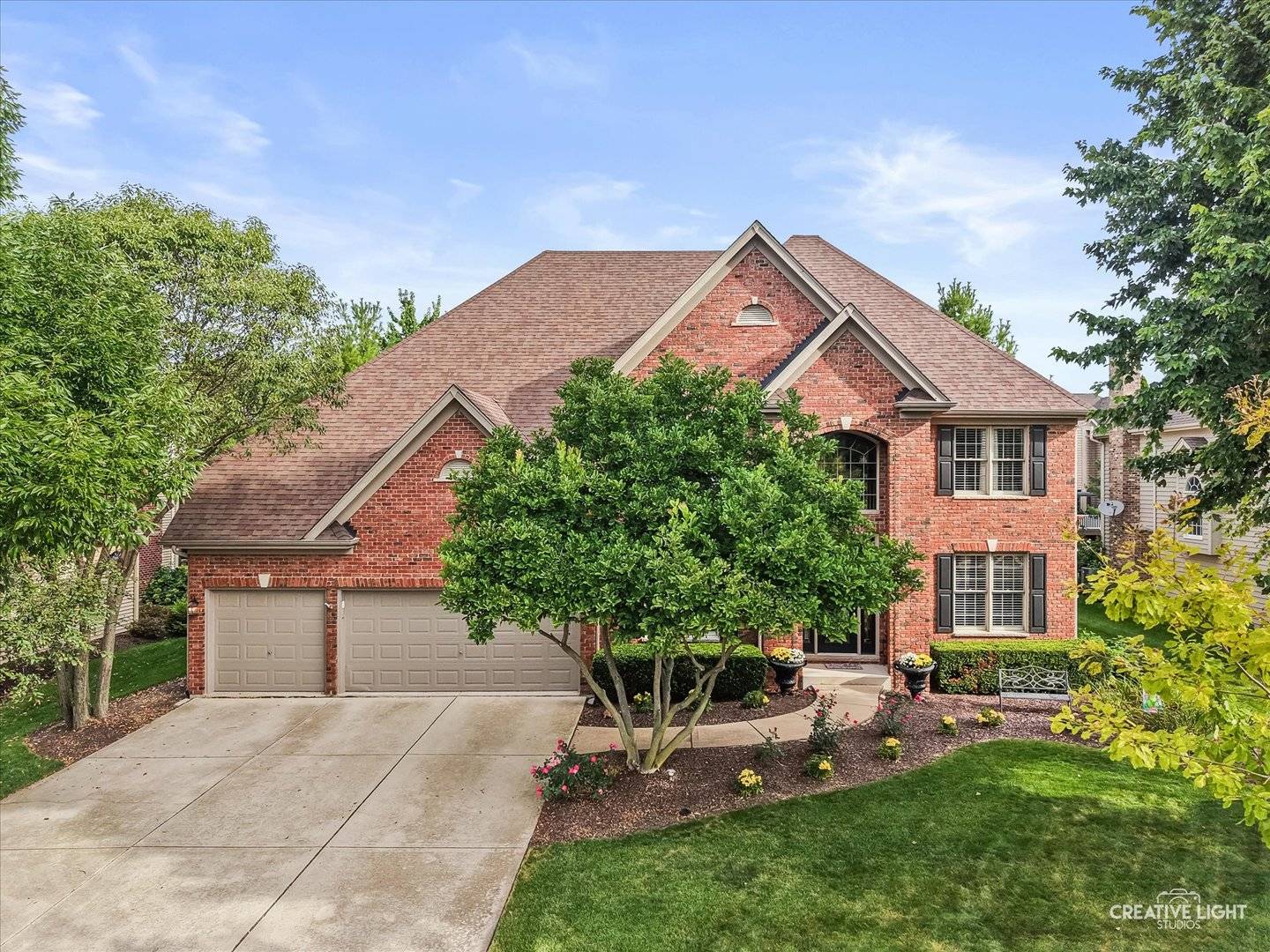 3819 Junebreeze LN, Naperville, IL 60564