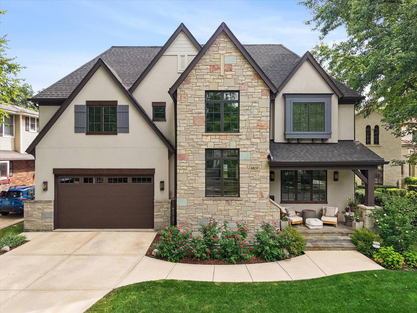 4837 Montgomery AVE, Downers Grove, IL 60515