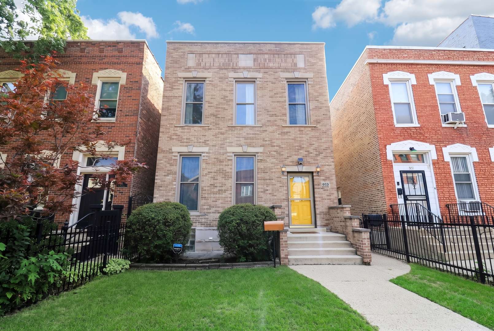 929 S Bell AVE, Chicago, IL 60612