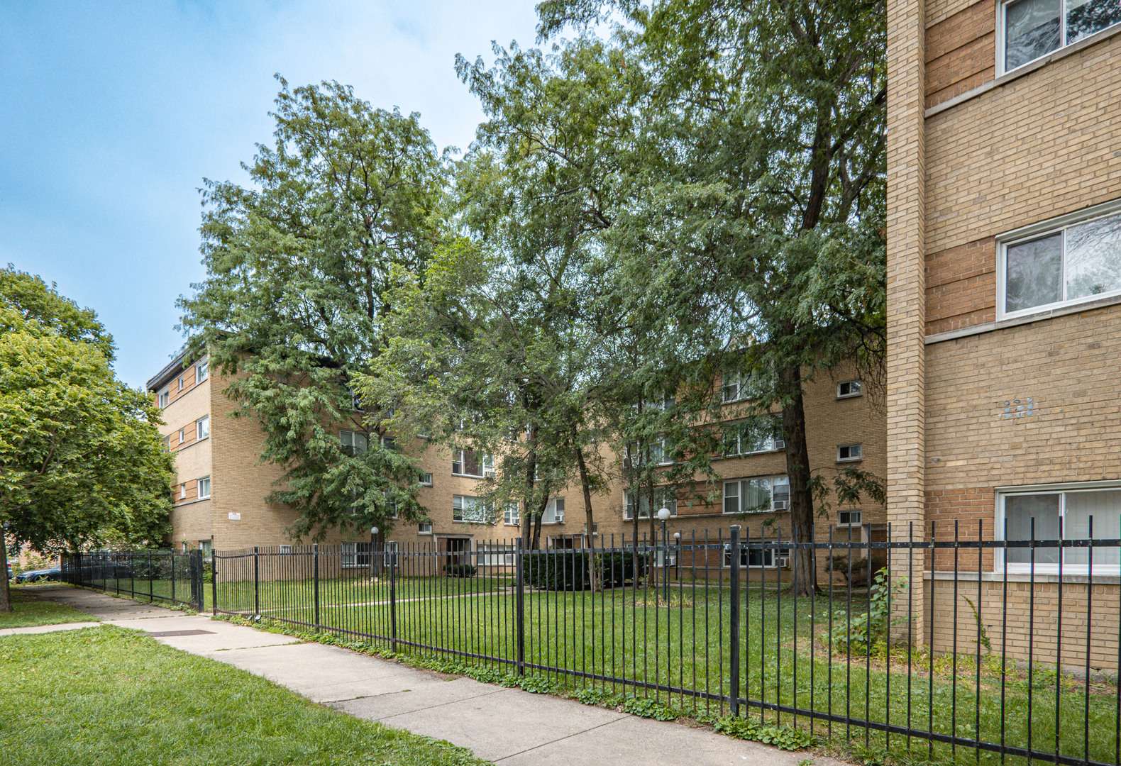 6139 N Seeley AVE #G, Chicago, IL 60659