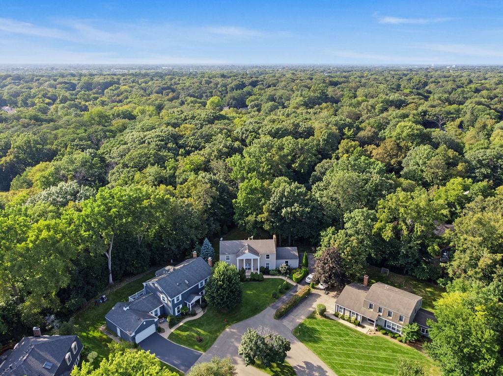 6 DOGWOOD RD, Rolling Meadows, IL 60008