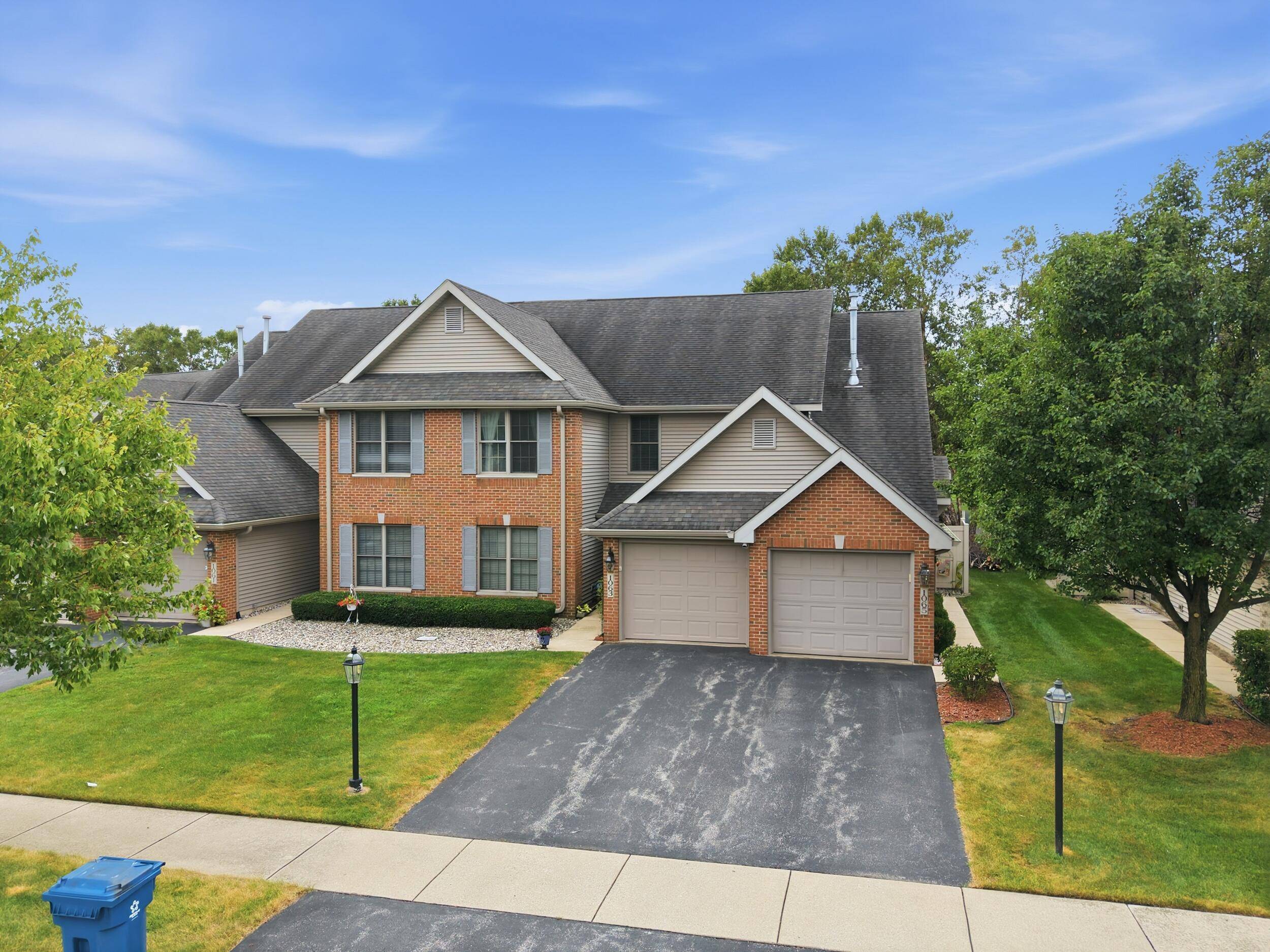1065 Lakewood Court, Schererville, IN 46375