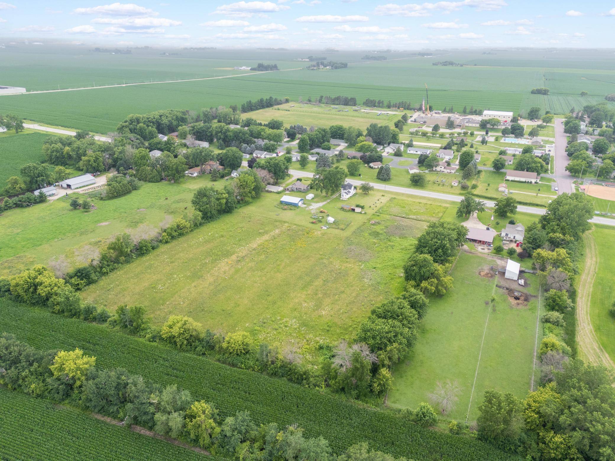 55570 State Highway 56, West Concord, MN 55985