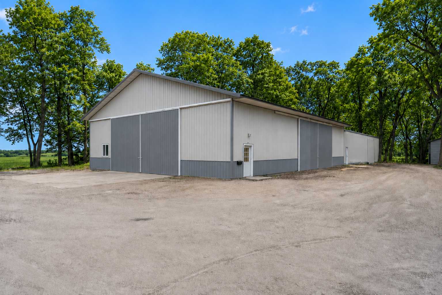 20132 State Highway 99, Le Center, MN 56057